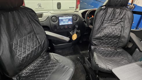 Gala – 4 berth Nissan bus from 2016