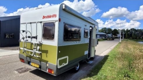 Cees – Alkoof Camper (1997) - km vrij - huisdieren toegestaan