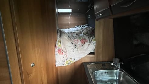 Big Yellow Campervan – 3 berth Mercedes-Benz Race Van Fully comp insurance included 