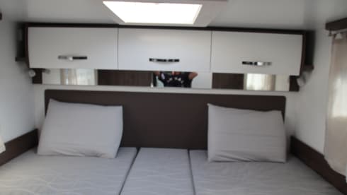 SUPER PROMOTION à partir du 16/8 Ford Benimar 2024 Cocoon lits jumeaux