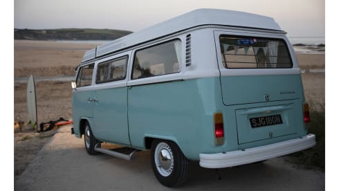Pip – Vintage VW Campervan 'Pip'