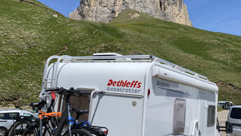 Huisbus  – 3p Dethleffs semi-integrated from 2006