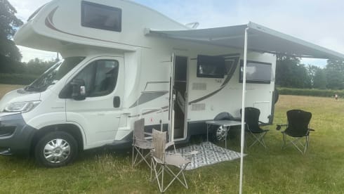 VanGough – 6 berth Fiat alcove from 2019