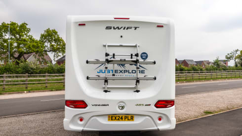 Swift Voyager 485 5 Berth