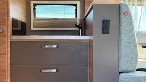Weinsberg intergraal 4 persoons met level systeem – 4p Weinsberg integrated from 2023