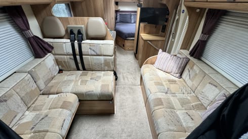 Bertha – 5 berth Peugeot semi-integrated from 2012