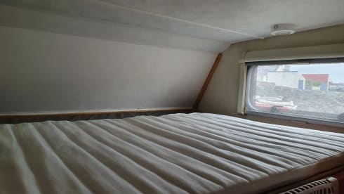 Anglesey Motorhome – Eldis Autoquest 140 4 Berth Motorhome