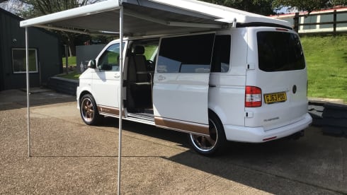 4 berth Volkswagen Transporter Campervan With Pop Top 2013