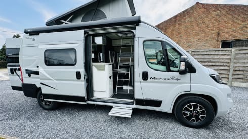 Willy – Cozy camper van to go on an adventure with!
