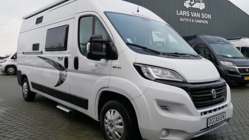 Chausson4, 4 sleeping- 4 seats, Bunk bed!