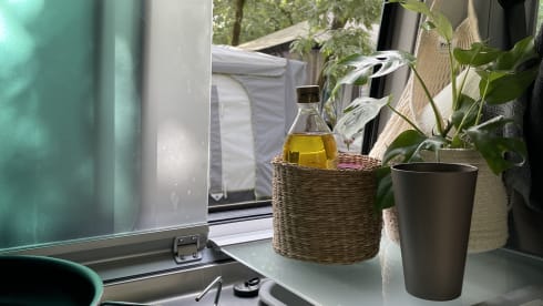 4p Volkswagen campervan 4 x 4