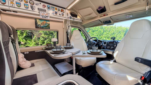 Freddy – Freddy | 4p adventure camper • compact, compleet & off-grid.