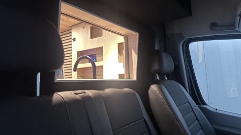 VanDong – Vw Crafter off grid 