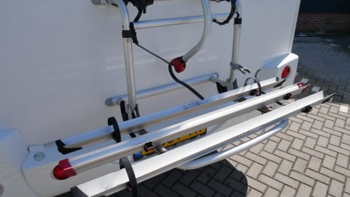 Chausson C514-2, sleeps 4, seats 4.