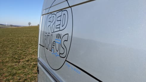 Fred von Knaus – Get in, turn the key, holiday feeling!