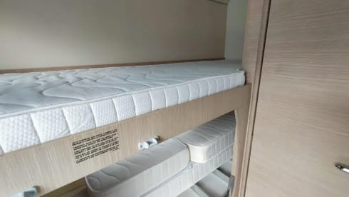 Camper 6 persons Forster A699 VB 