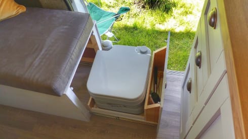 Margo – 3-Bett-Wohnmobil Citroën Relay 2021, Versicherung inbegriffen 