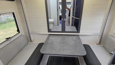 Usefleer travel home – 5p Chausson semi-integrated uit 2021
