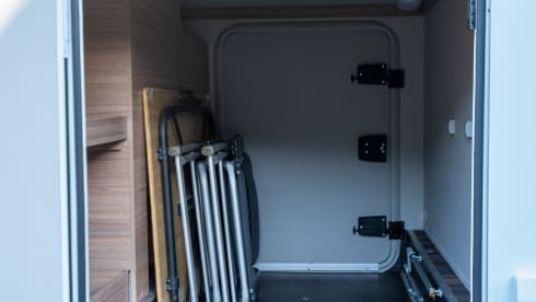 Pepper 1  – Super compact top camper, full of luxury, our Pepper 1