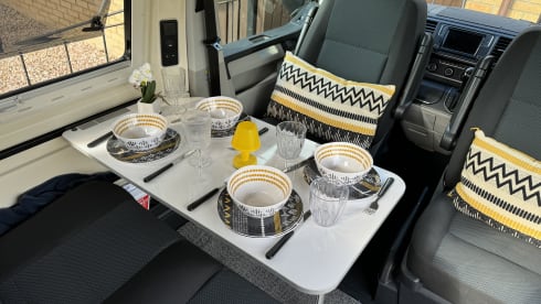 Smudger – 3 berth Westfalia campervan from 2017