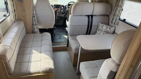 Cuben  – 6 berth Peugeot semi-integrated from 2017