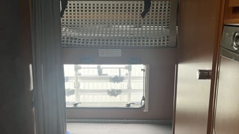 5p Dethleffs alcove uit 2006