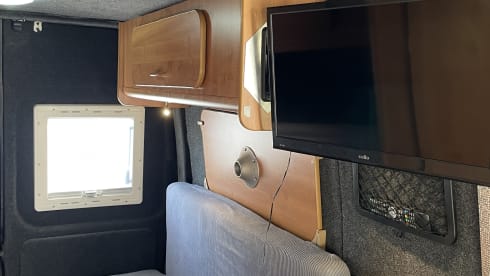 Movano – 2 berth Vauxhall Movano campervan with many extras!