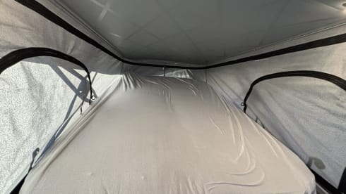 Gigi – 4p Buscamper 6 meters. Very complete and super cozy.