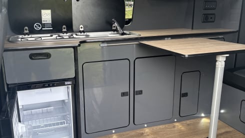 Volkswagen Transporter Professional Campervan