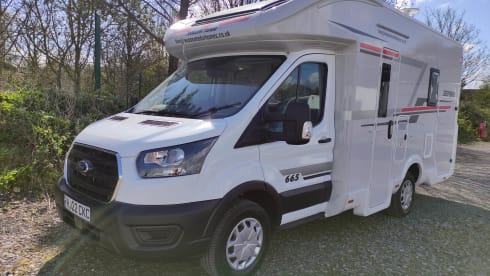 New 22 Reg Rollerteam Zefiro 665 4 Birth Luxury Motorhome