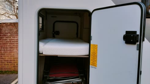 Alcôve Adria Mobil 7 couchages à partir de 2022