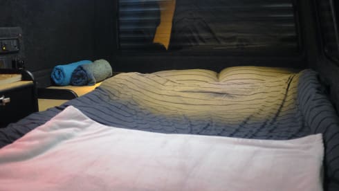 "Thermos" – VW T4 del 2002 con 2 posti letto - a 3 miglia dall'aeroporto di Inverness - *assicurazione inclusa*