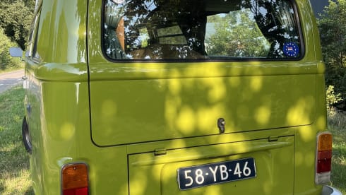 Joyo – 4p Volkswagen campervan from 1976