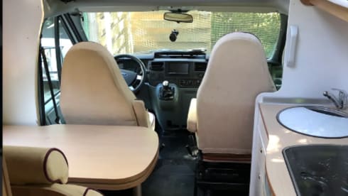 Luxe camper met alle voorzieningen