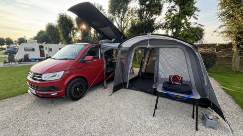 Spacious 3 berth Volkswagen campervan