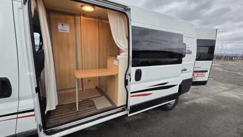 Boxer – 2 berth Peugeot Boxer campervan 