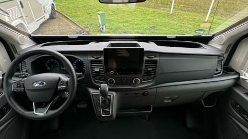 640 – 4p Chausson semi-integrated from 2023