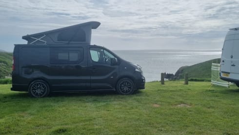 Vauxhall vivaro  – 4 berth Vauxhall vivaro campervan from 2018