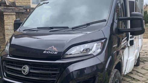 Elvis – 2021 Swift Edge - 464 Black Edition 4 Berth Motorhome 