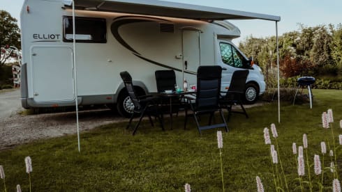 Mobilhome voor 4 personen – 4p Ford semi-integrated uit 2020