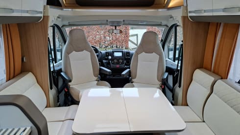 Adria Matrix 670 DC – 4p Adria Mobil semi-integrated from 2019