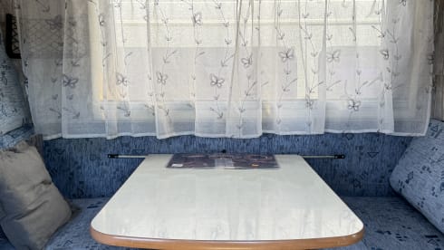 Klamm – 6 seater camper rental in Sicily