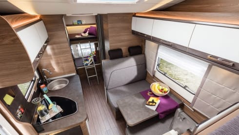 Johnny Bravo  – Alcôve Knaus pour 4 personnes à partir de 2021