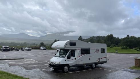 6 berth Hymer alcove from 2006