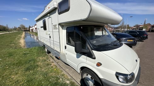 Ford Rimor – Ford Rimor 6 persoons leuke camper te huur