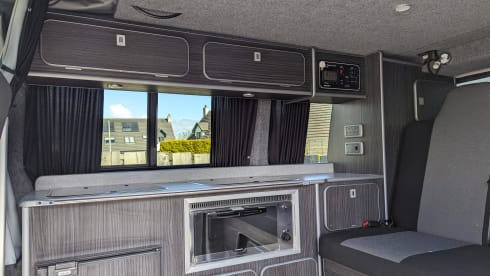 Holly  – 4 berth Volkswagen Campervan 