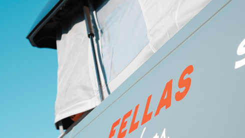 Nazarè – Premium Outdoor Van Rental