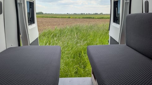 Sunliving Bus – 3p Sun Living bus from 2025