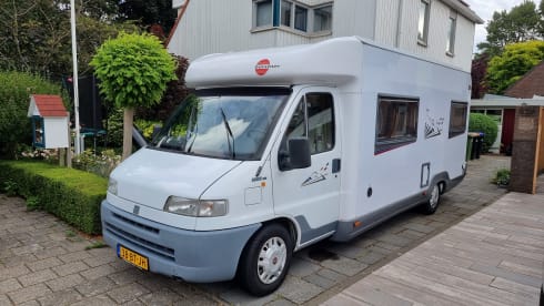 4p Fiat semi-integrated from 1997
