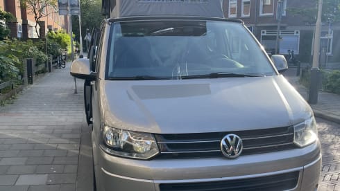 De garnaal – 4p Volkswagen bus uit 2012